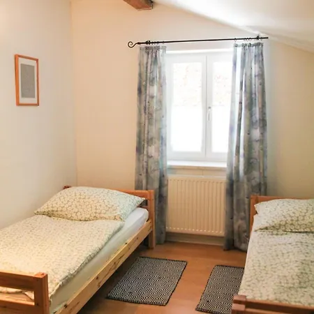 席尔瓦努斯别墅公寓