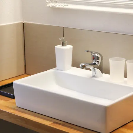 席尔瓦努斯别墅公寓 公寓 *