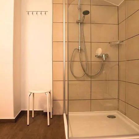 席尔瓦努斯别墅公寓 埃本湖